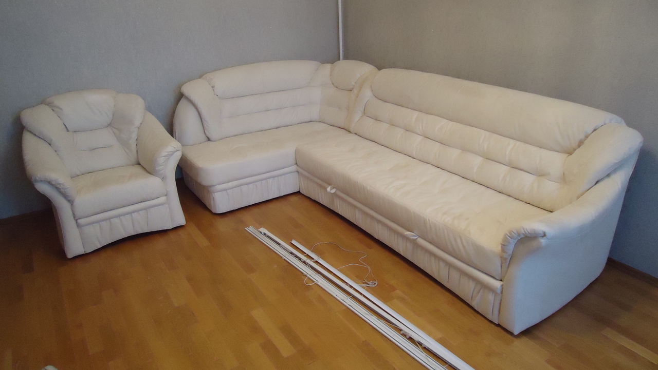 обивка мебели, перетяжка мягкой мебели, ремонт диванов, кресел в Москве и Московской области